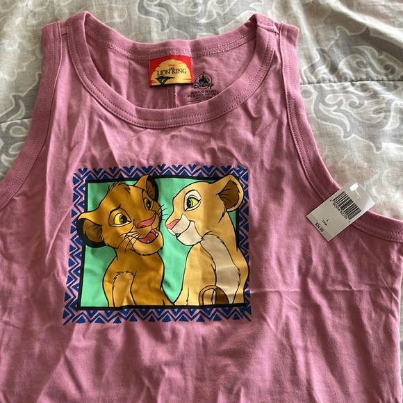 Disney Top - Picture 4 of 8